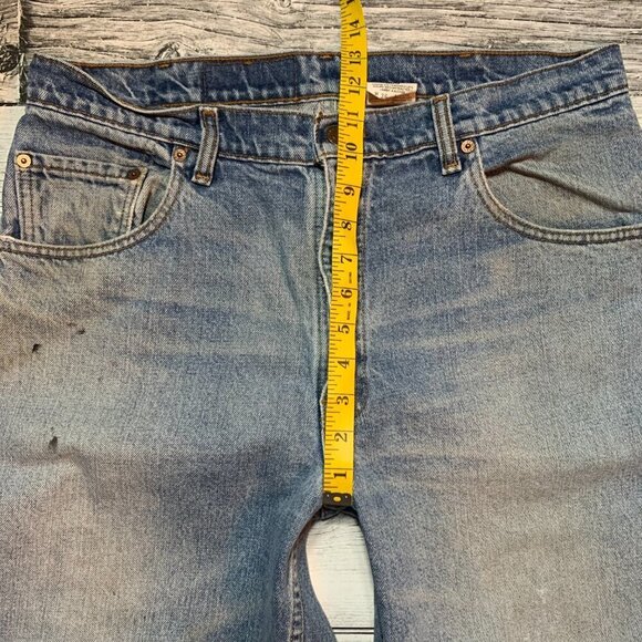 Vintage Levi's 560 Loose Fit Tampered Leg Distressed Jeans - Picture 12 of 12